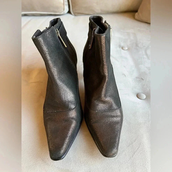 Donald J Pliner LONGA metallic bronze booties - Sz 7 Med - Picture 2 of 7